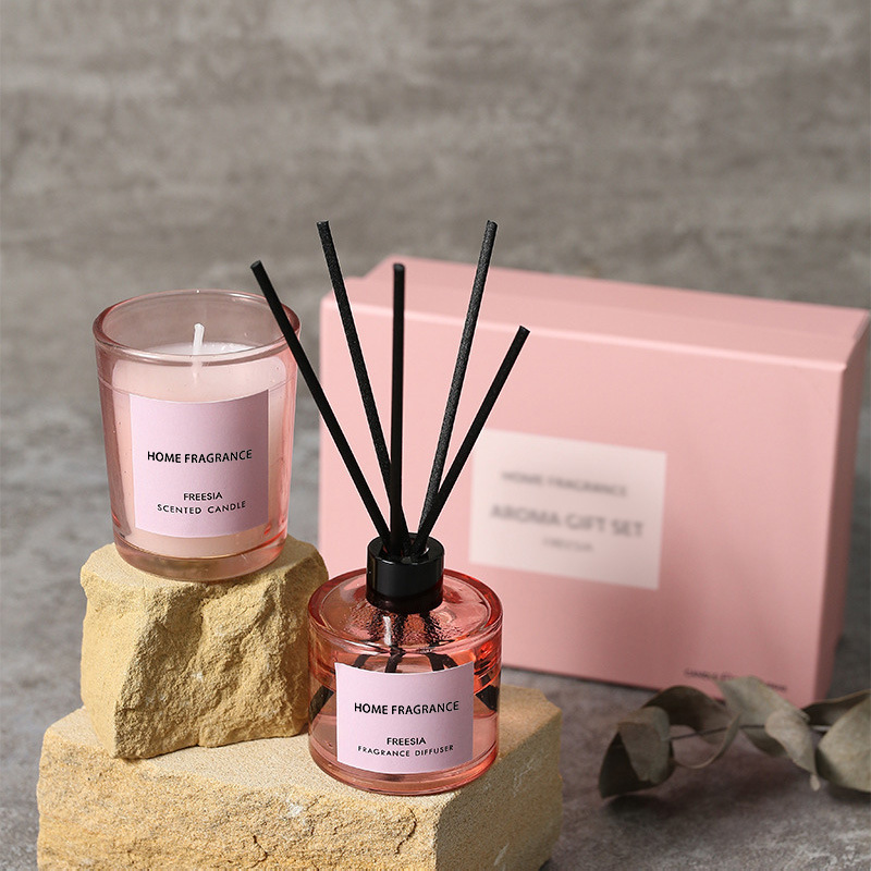 Set Hadiah Lilin dan Reed Diff - Home Fragrance Reeds ulasan dan harga